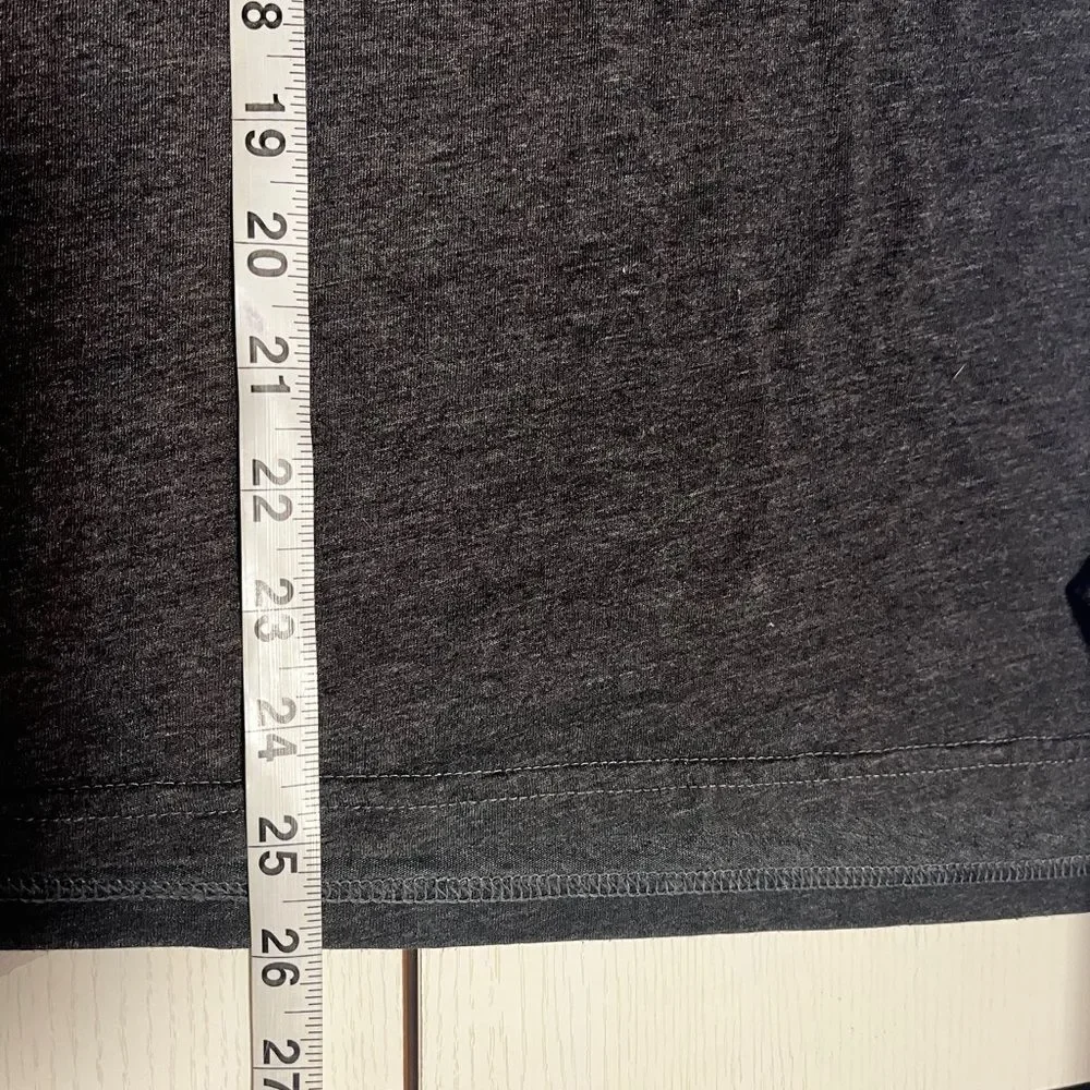 The North Face Gray Graphic T-Shirts Sz M
